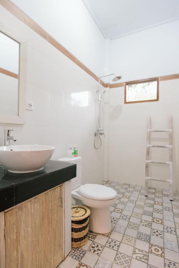 Nanda Homestay Canggu Eksteriør billede